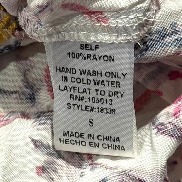 Savanna Jane Top Embroidered Boho Cottage Feminine Whimsy Girly Floral Small KJ - Picture 4 of 5